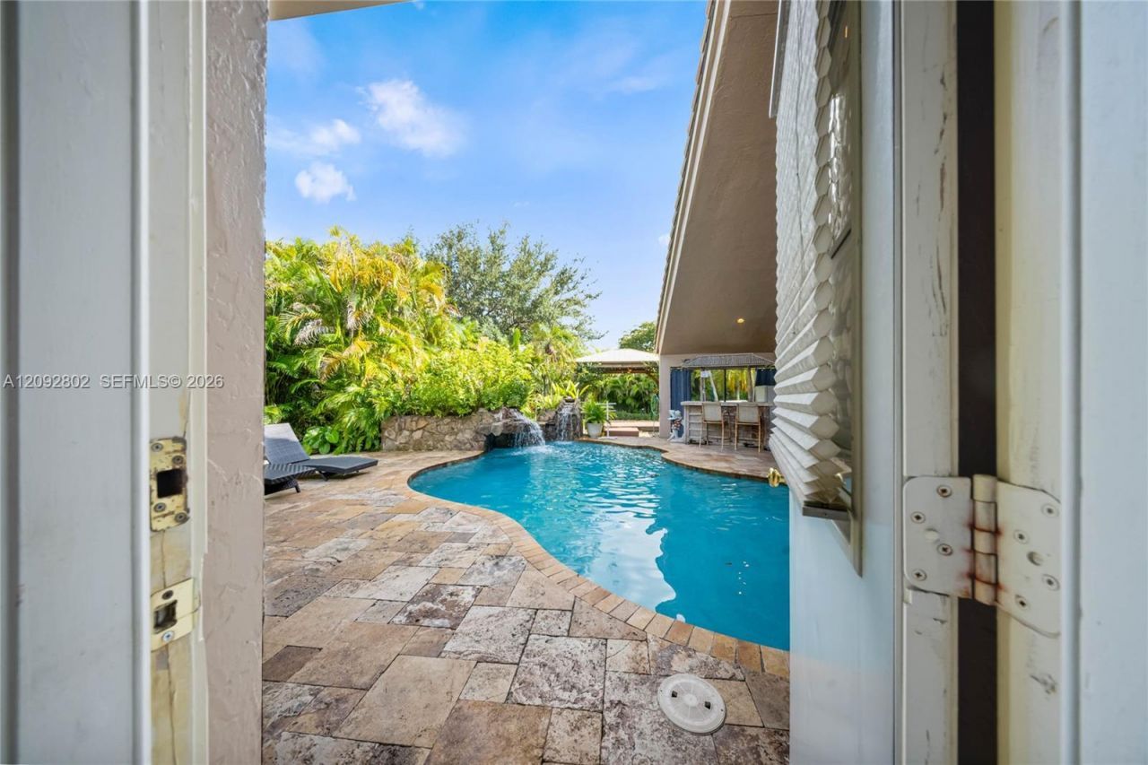 4961 NW 102nd Dr, Coral Springs, FL 33076 Photo