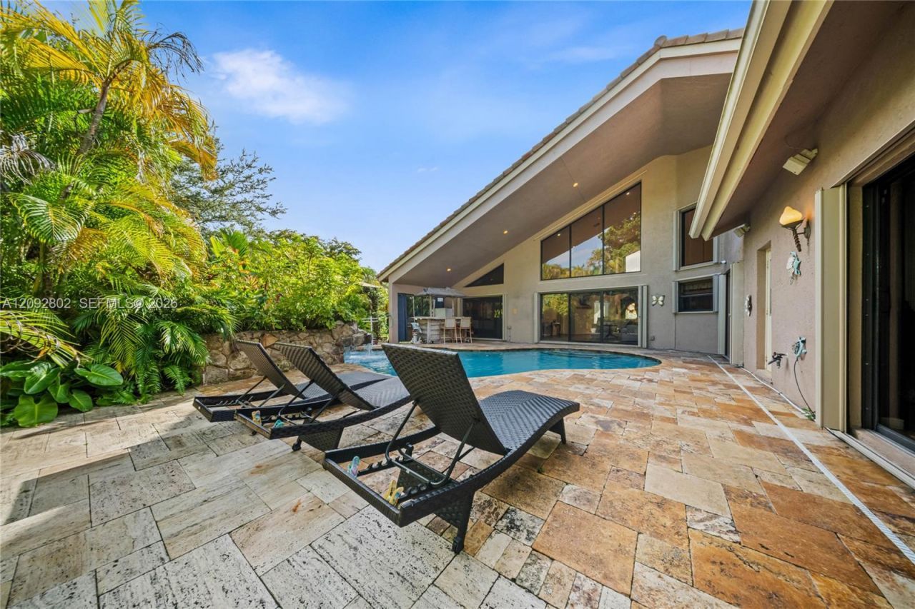 4961 NW 102nd Dr, Coral Springs, FL 33076 Photo