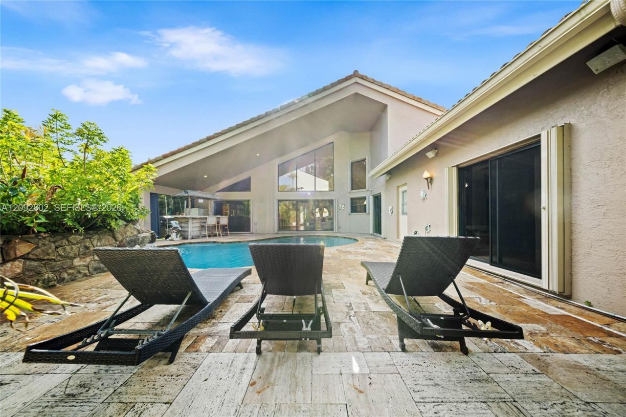 4961 NW 102nd Dr, Coral Springs, FL 33076 Photo