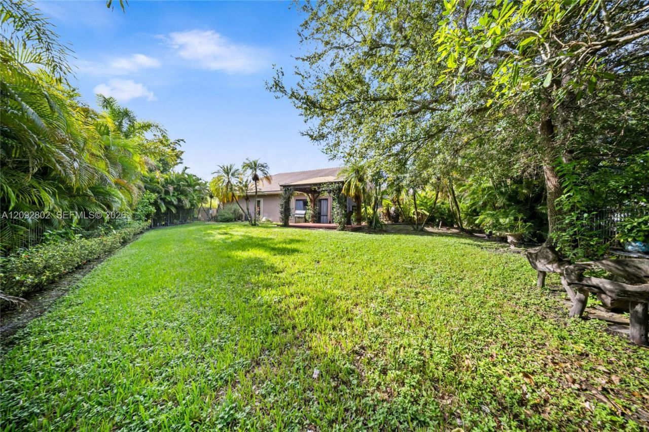 4961 NW 102nd Dr, Coral Springs, FL 33076 Photo