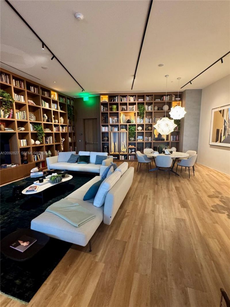 1400 Biscayne Blvd., Unit 1403, Miami, FL 33132 Photo