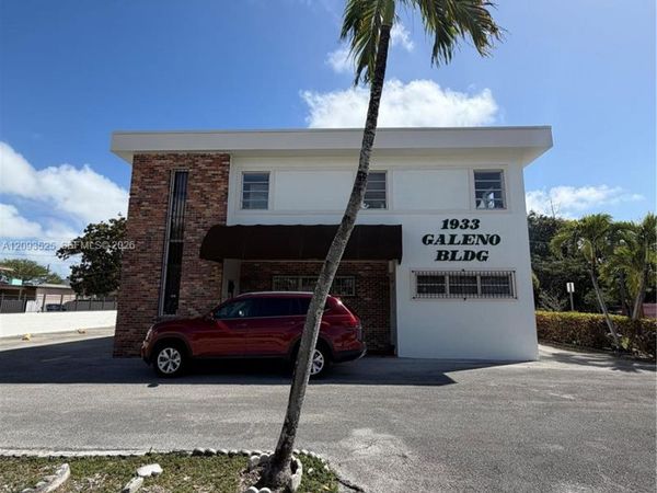 1933 SW 27th Ave , Miami, FL 33145