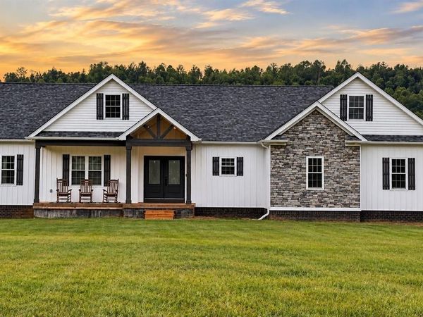 133 Cedar Cliff Church Road , Horse Cave, KY 42749
