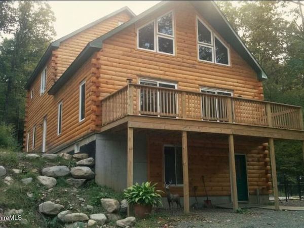 614 Salls Rd, New Lebanon, NY 12125
