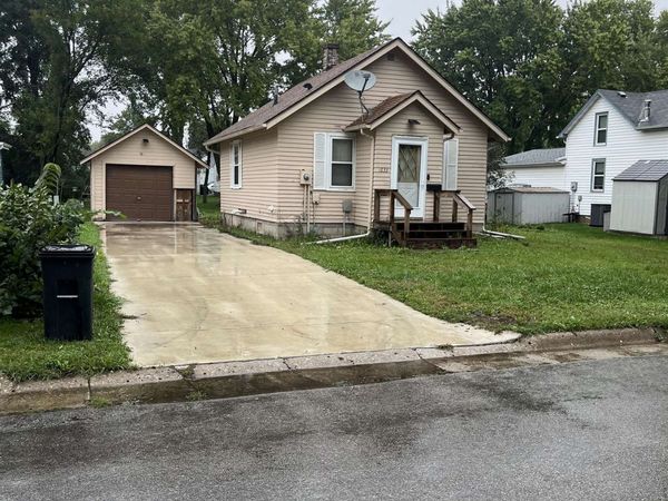 1633 3rd Avenue N, Estherville, IA 51334