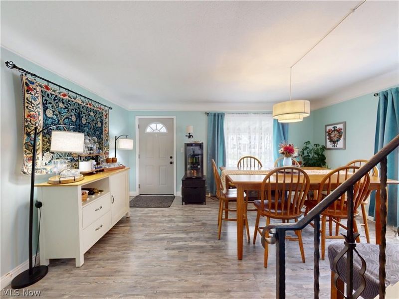 30028 Elgin Road, Wickliffe, OH 44092 Photo 3