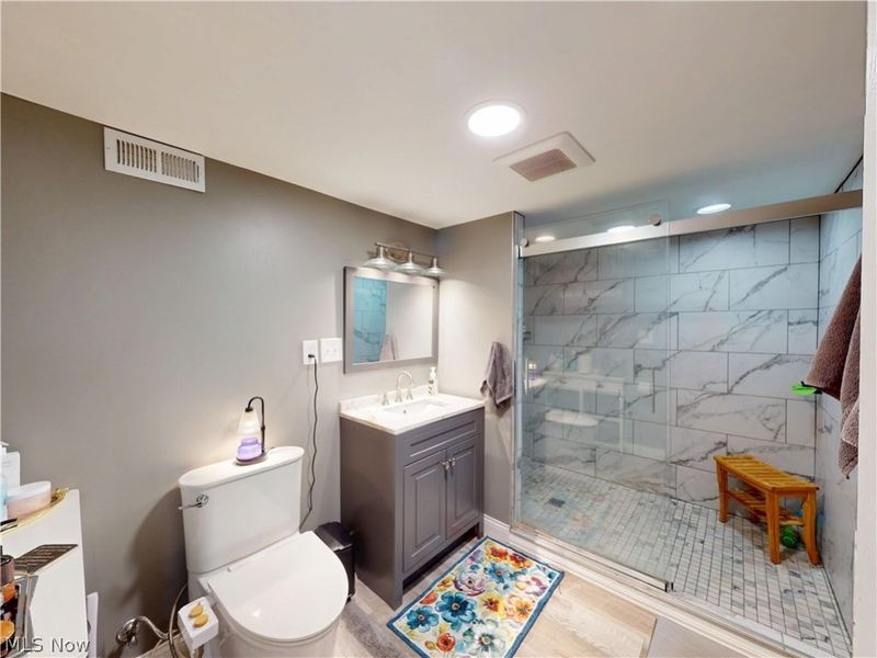 30028 Elgin Road, Wickliffe, OH 44092 Photo 32