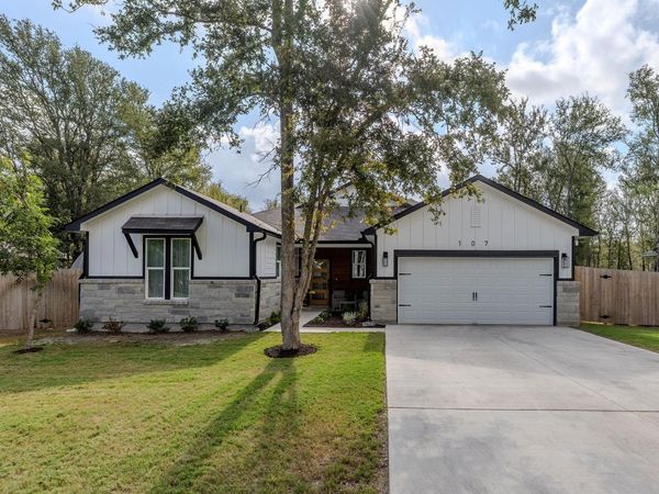 107 Keawakapu DR, Bastrop, TX 78602