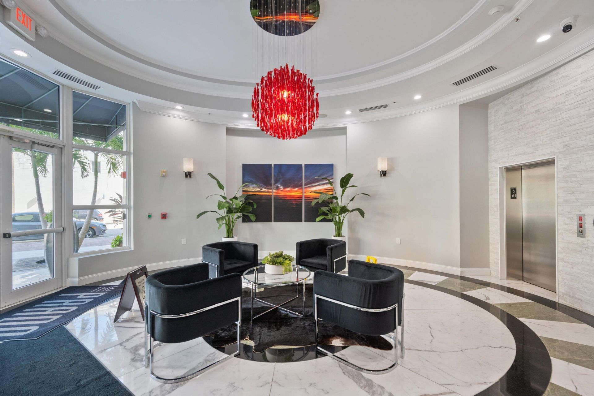 600 S Dixie Highway, Unit 315, West Palm Beach, FL 33401 Photo
