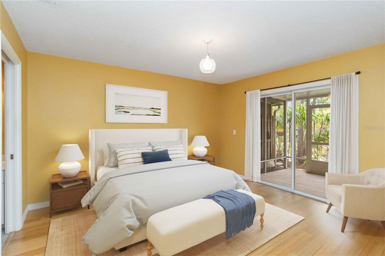 642 N Jefferson Avenue , Unit 13, Sarasota, FL 34237 Photo