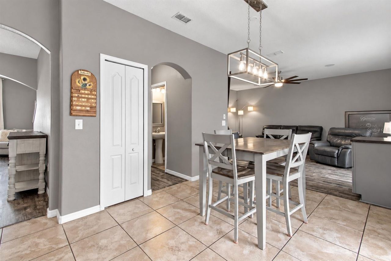 5842 Rutherford Road , Mount Dora, FL 32757 Photo