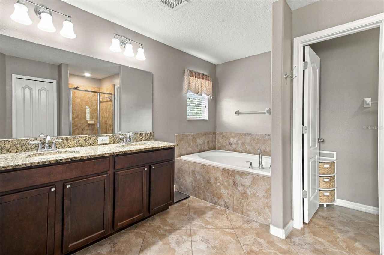 5842 Rutherford Road , Mount Dora, FL 32757 Photo