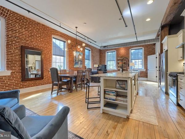 317 N MULBERRY STREET , Unit 201, LANCASTER, PA 17603