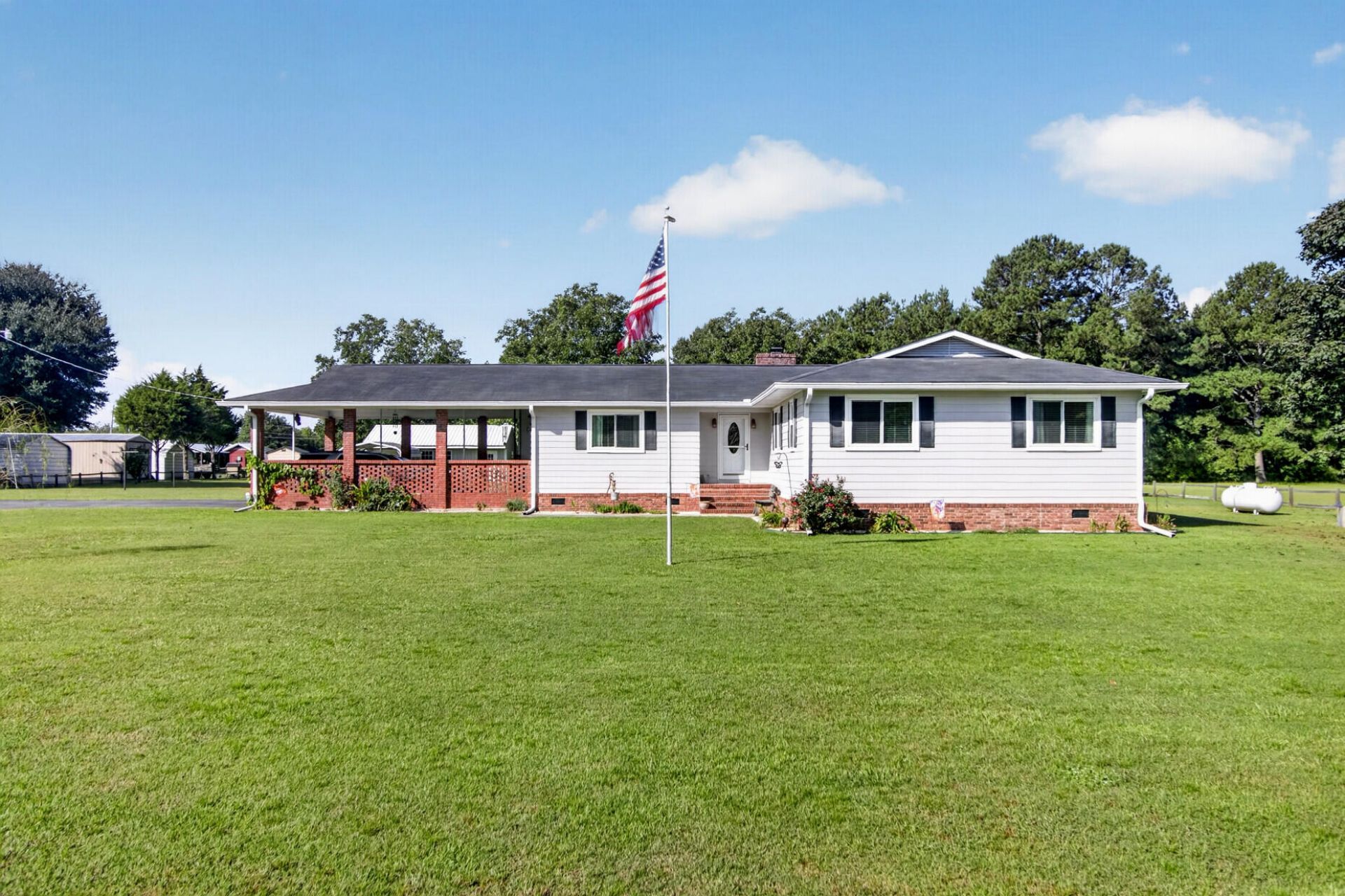 3576 Cordova Road Photo 1