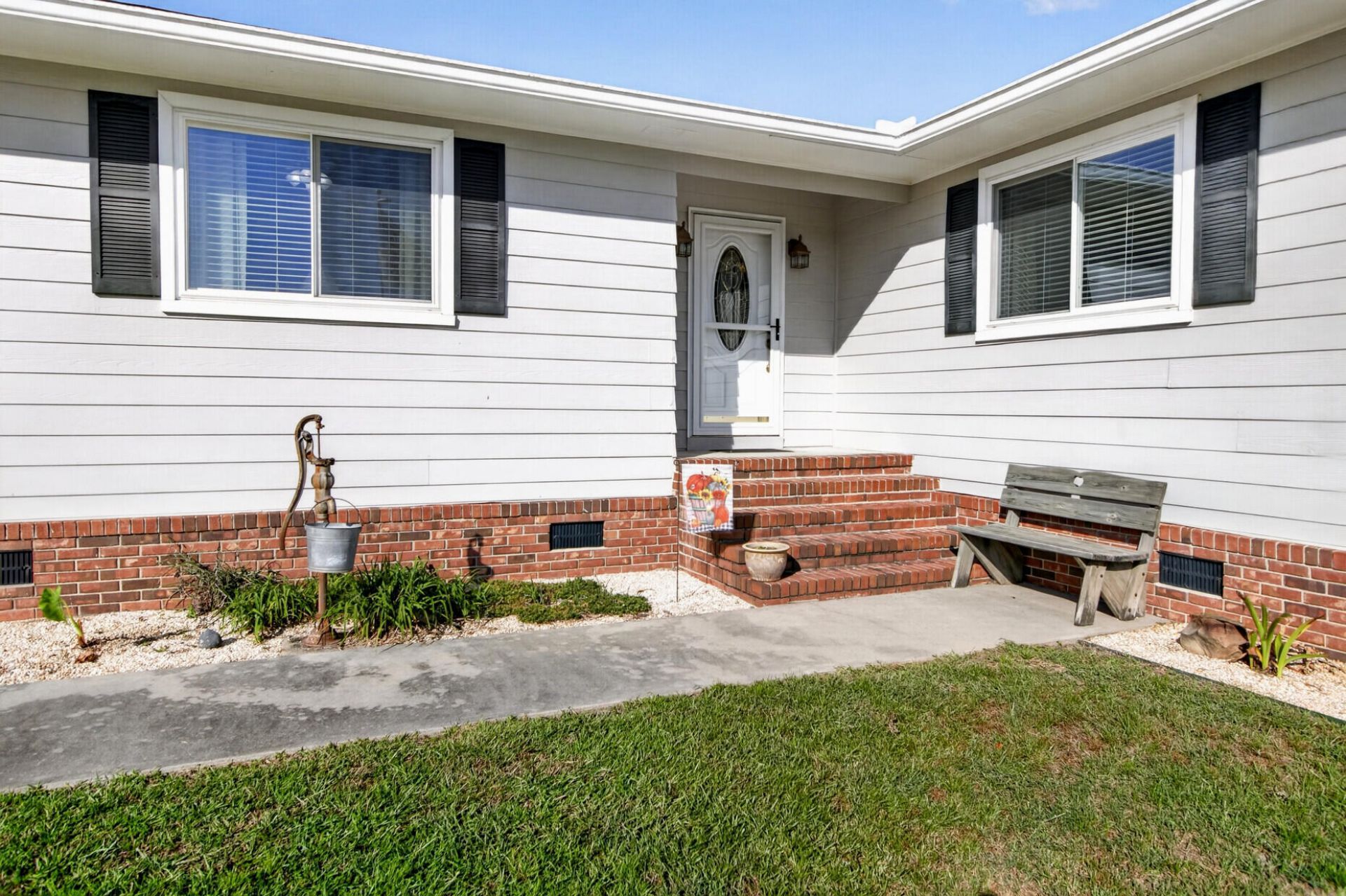 3576 Cordova Road Photo 55
