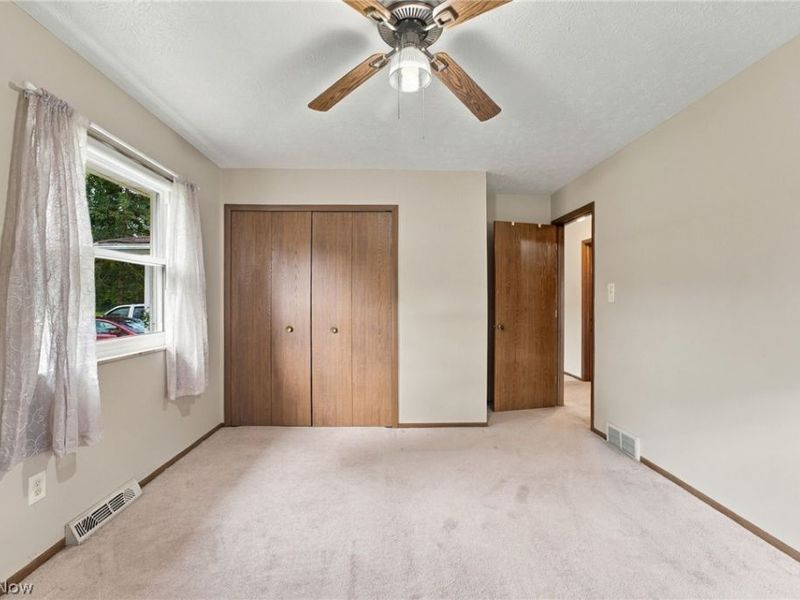 20182 Drake Road, Strongsville, OH 44149 Photo 21