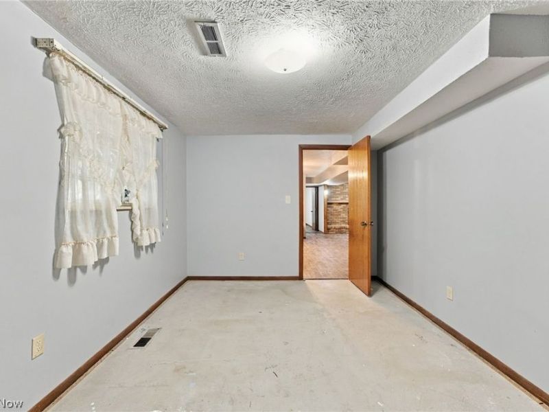 20182 Drake Road, Strongsville, OH 44149 Photo 33