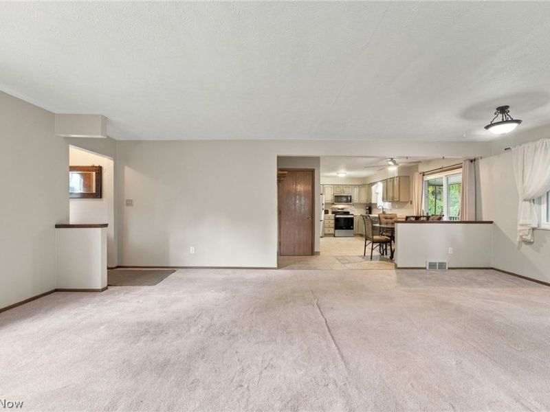 20182 Drake Road, Strongsville, OH 44149 Photo 8