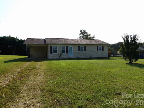 4072 Beach Road , Hudson, NC 28638