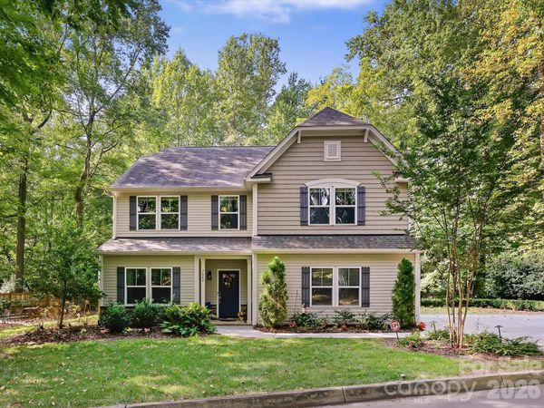 7042 Morganford Road, Charlotte, NC 28211