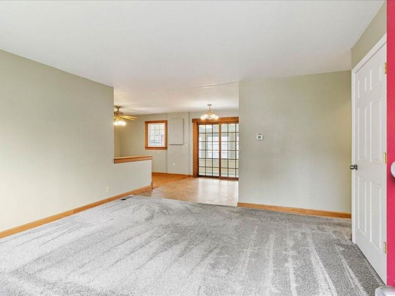759 Mark Drive , Urbana, OH 43078 Photo 7
