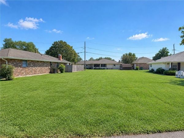 11 SOMBRERO Lane , St Rose, LA 70087