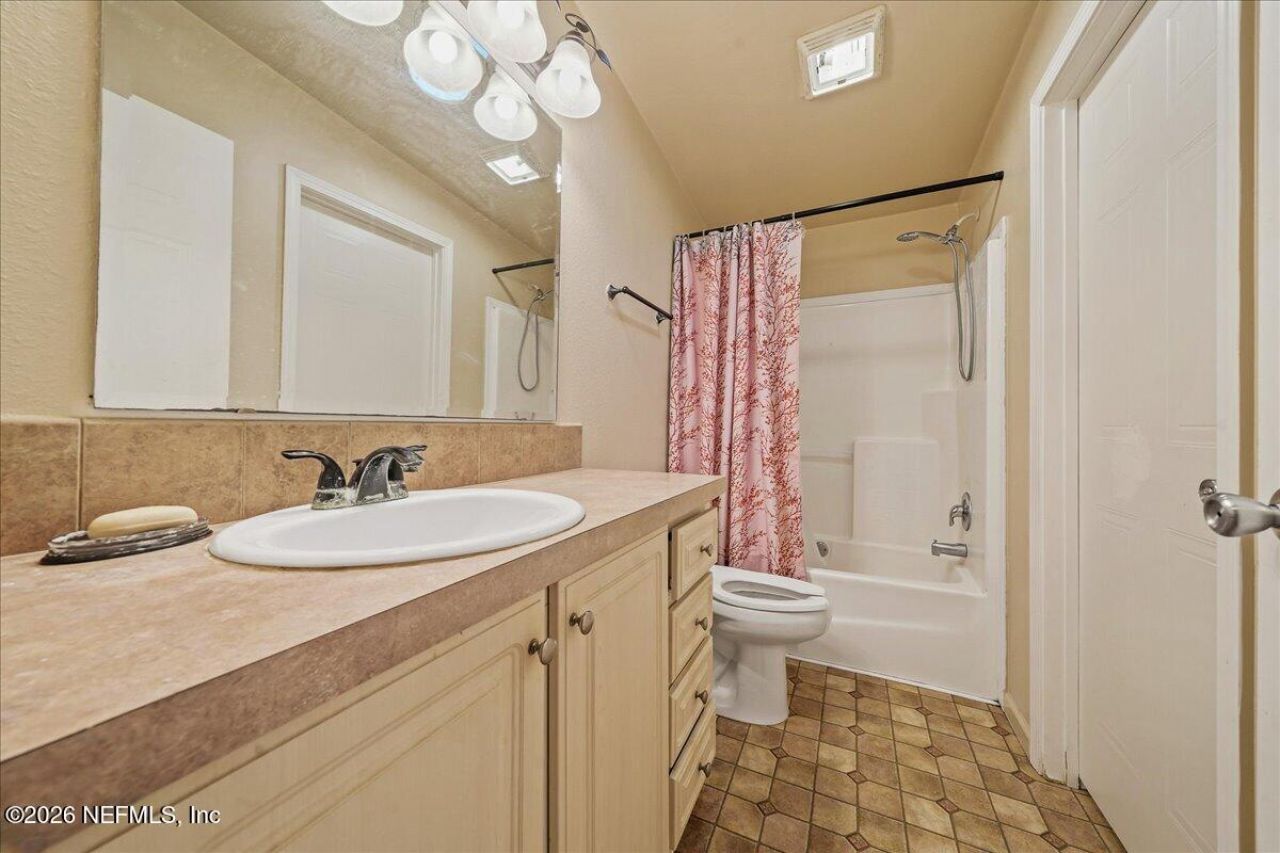 137 Franklin Avenue, Pomona Park, FL 32181 Photo
