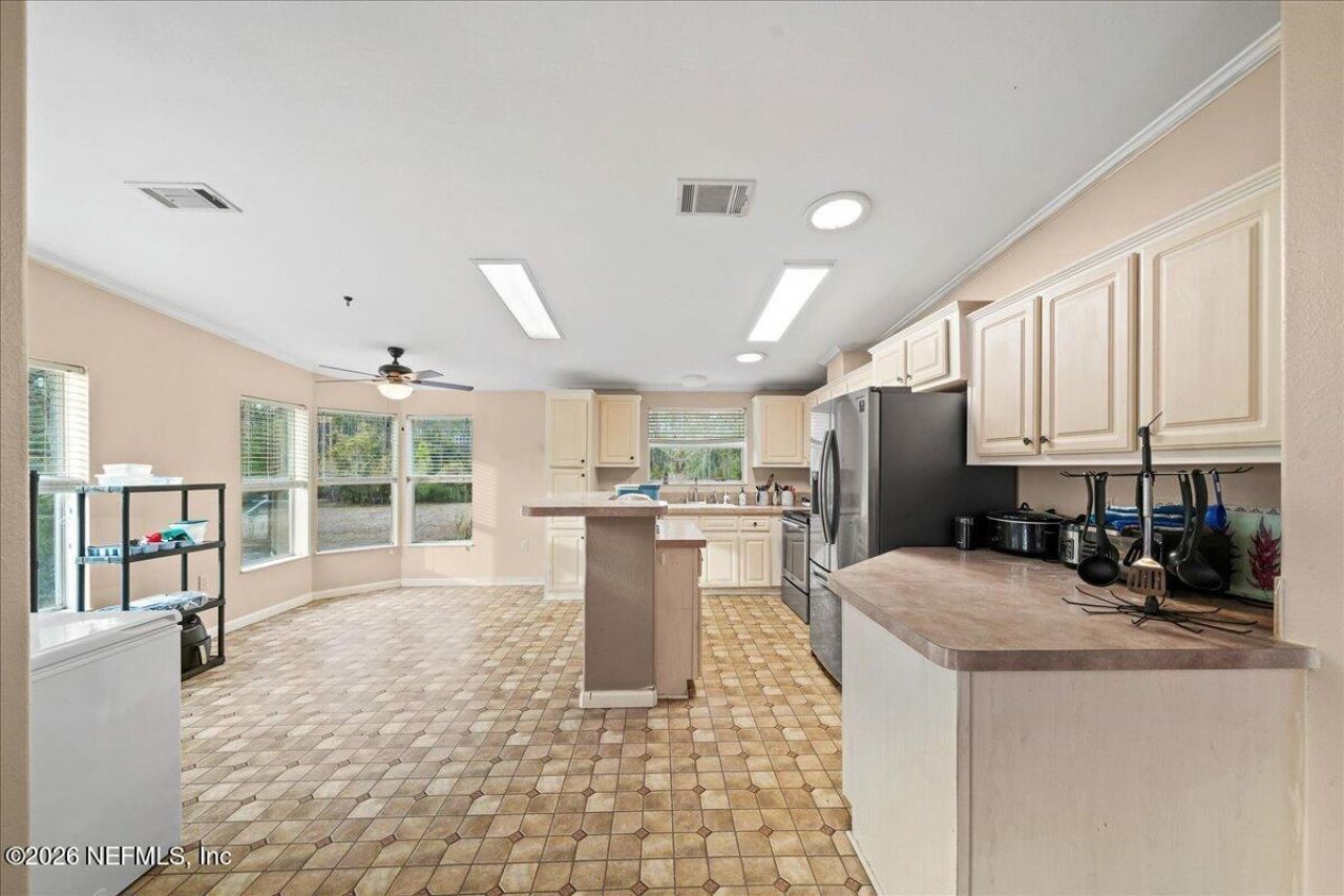 137 Franklin Avenue, Pomona Park, FL 32181 Photo