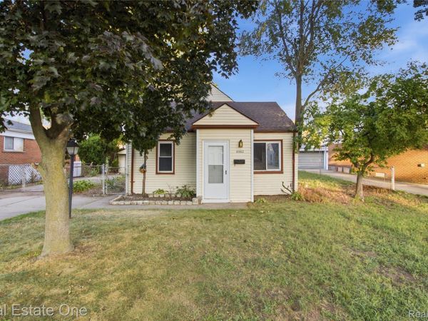 6662 N Gulley Road , Dearborn Heights, Mi 48127