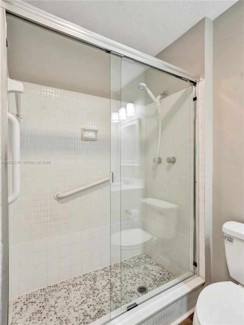 130 Cypress Club Dr, Unit 302, Pompano Beach, FL 33060 Photo