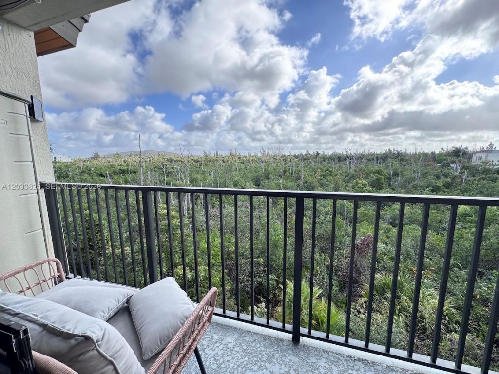 8015 NW 104th Ave , Unit 38, Doral, FL 33178 Photo