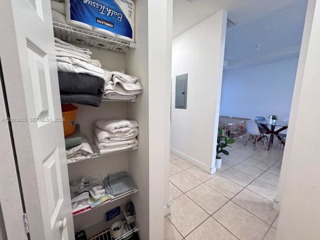 8015 NW 104th Ave , Unit 38, Doral, FL 33178 Photo