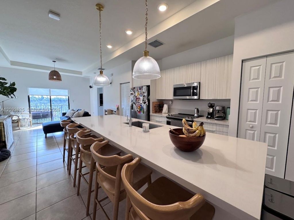 8015 NW 104th Ave , Unit 38, Doral, FL 33178 Photo