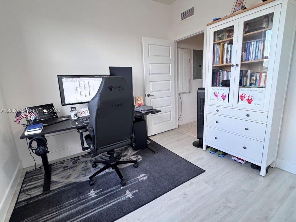 8015 NW 104th Ave , Unit 38, Doral, FL 33178 Photo