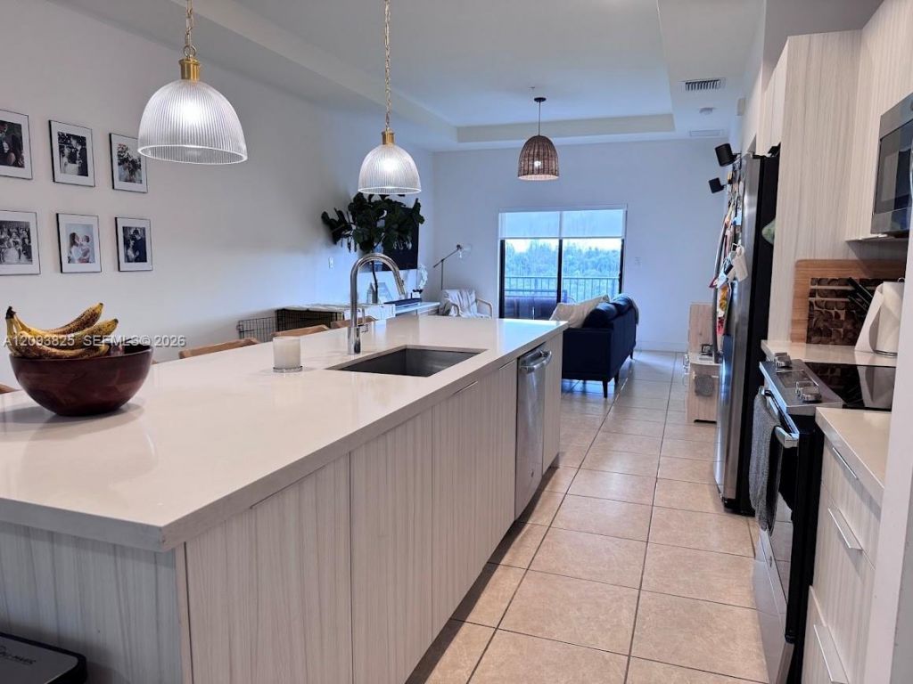 8015 NW 104th Ave , Unit 38, Doral, FL 33178 Photo