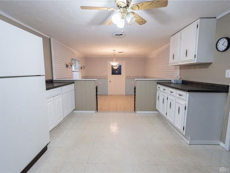 40 Shady Lane, New Paris, OH 45347 Photo 9