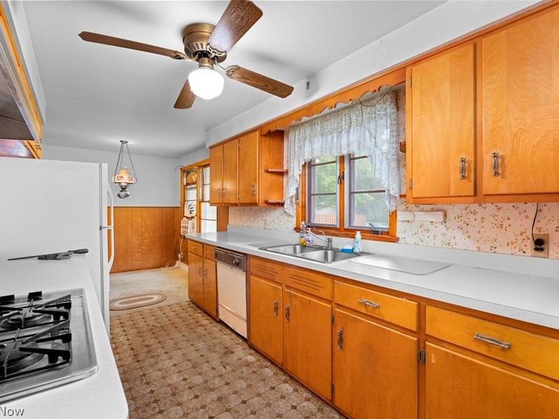 124 Yunker Court, Elyria, OH 44035 Photo 29