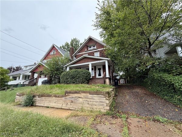 897 Polk Avenue , Akron, OH 44314