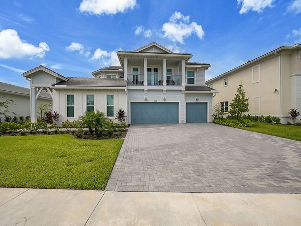 9308 Crestview Circle, Palm Beach Gardens, FL 33412