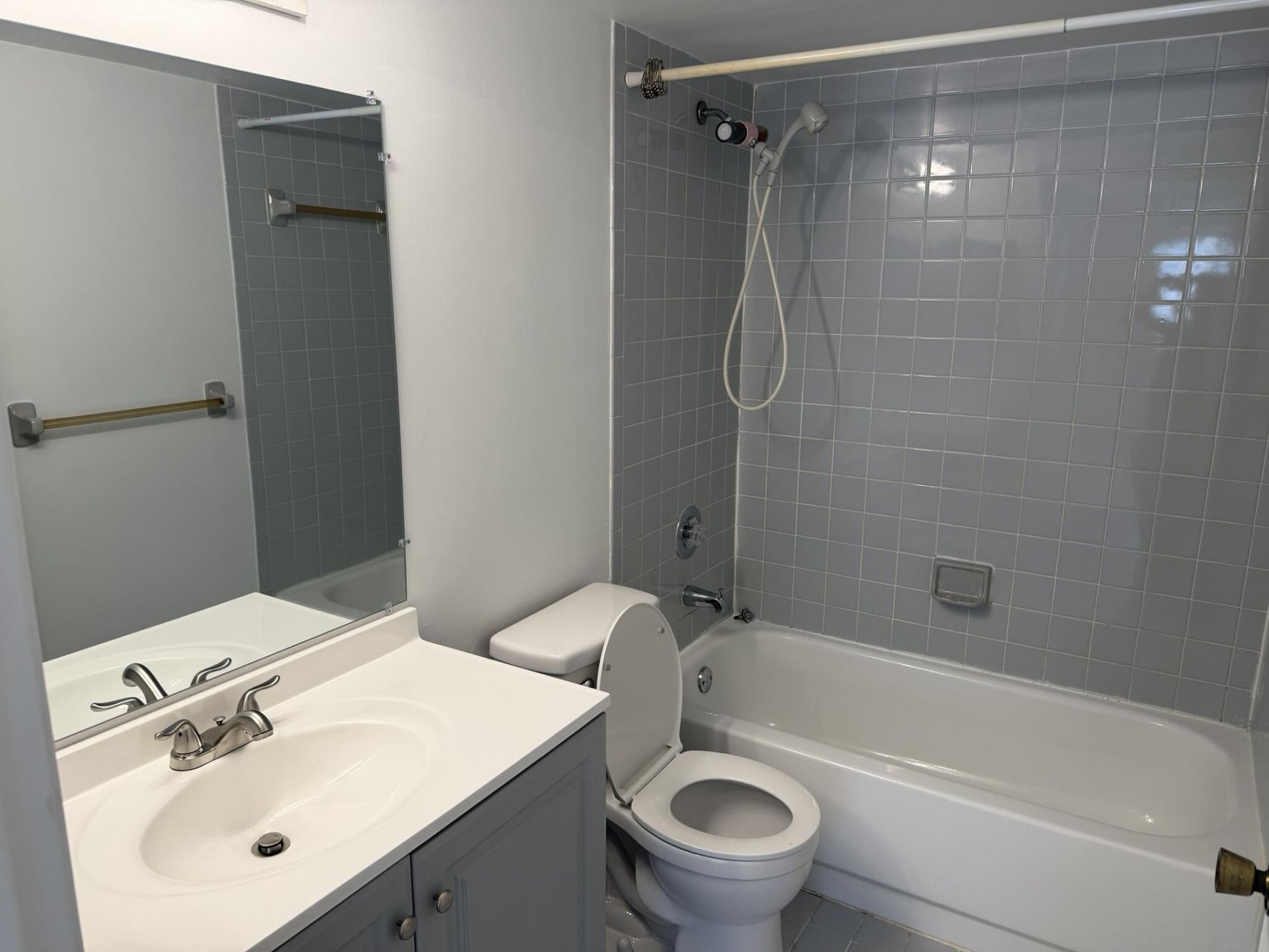 520 S Park Road, Unit 22-12, Hollywood, FL 33021 Photo
