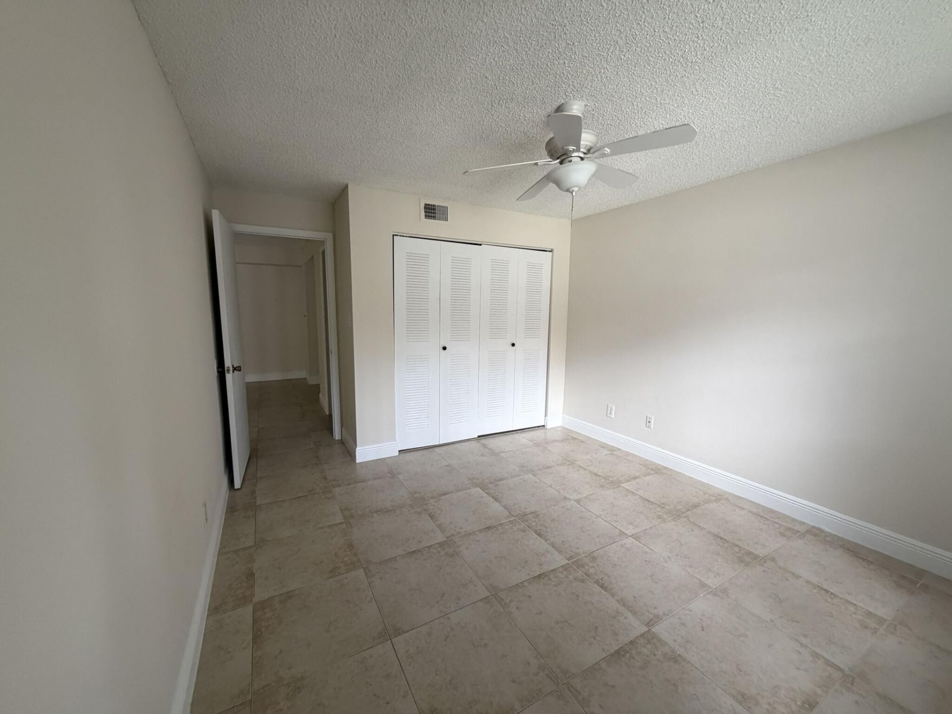 520 S Park Road, Unit 22-12, Hollywood, FL 33021 Photo