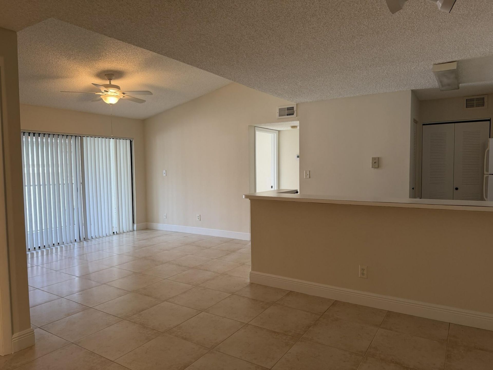 520 S Park Road, Unit 22-12, Hollywood, FL 33021 Photo