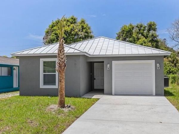 909 N 20th Street, Fort Pierce, FL 34950
