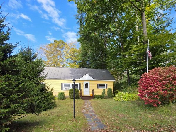 69 Elephant Lane, Royalton, VT 05068
