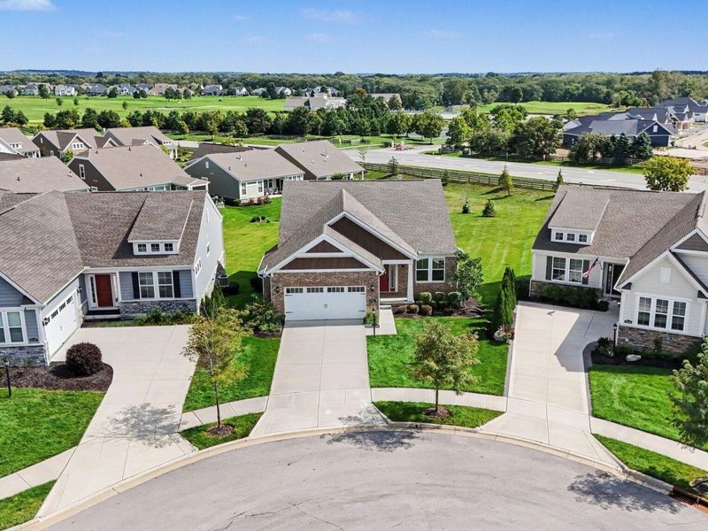 8560 Landrace Place, Sunbury, OH 43074 Photo 3