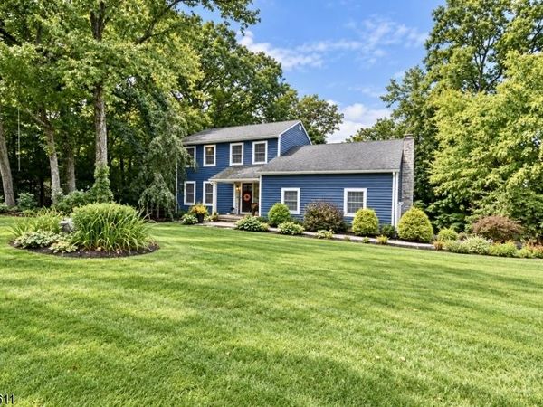 21 Fall Dr, Hardyston, NJ 07460