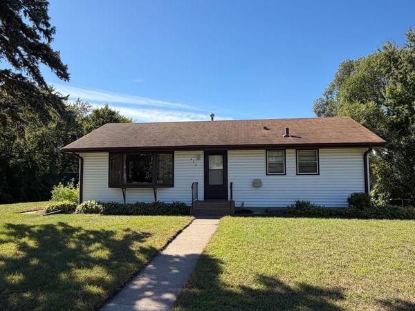 430 11th Avenue NW, New Brighton, MN 55112