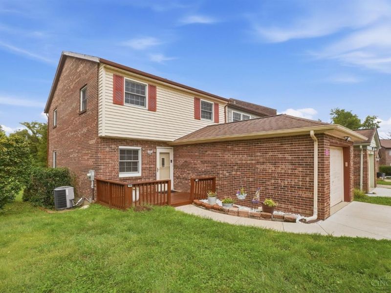 301 Heather View, Batavia Township, OH 45103 Photo 3