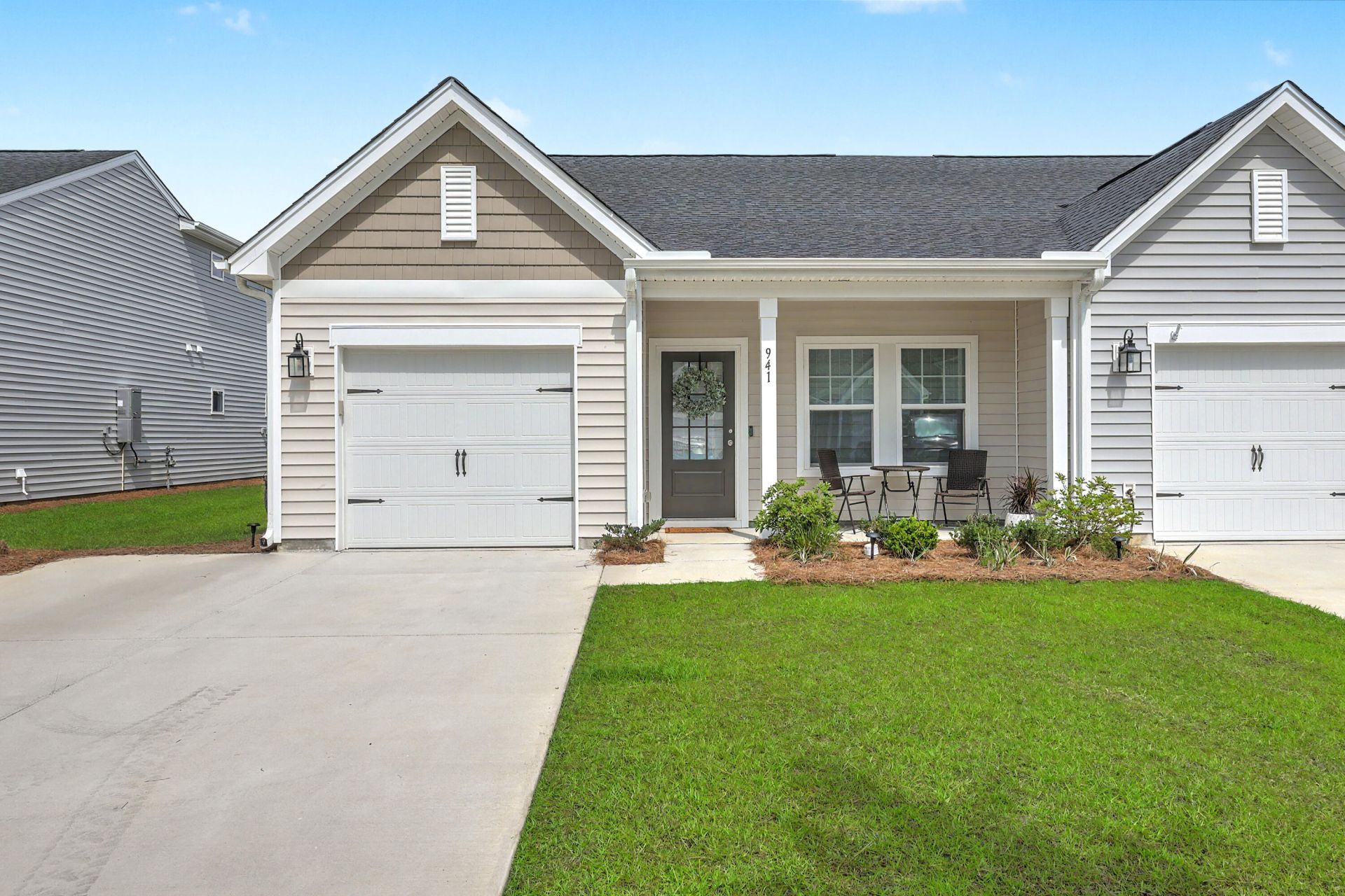 941 Dusk Drive Photo 4