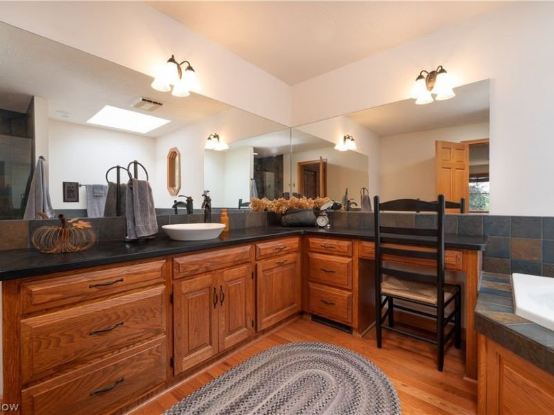 552 Springwood Circle SW, New Philadelphia, OH 44663 Photo 17
